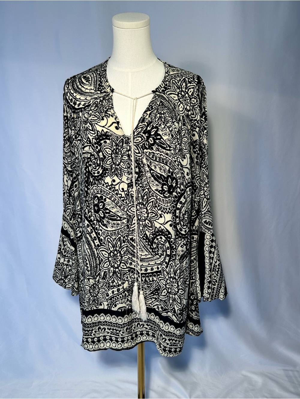 Umgee Black & White Paisley Tie-Front Tunic Dress Flare Sleeve Boho Peasant Sz S